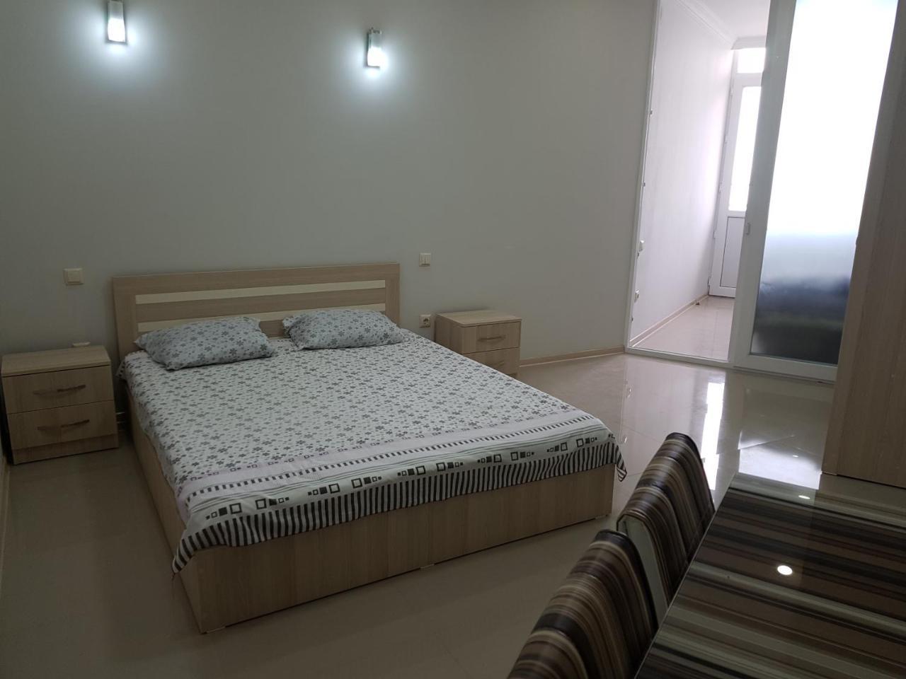 شقة شقة سكاي-جيه مطلة على البحر باتومي المظهر الخارجي الصورة